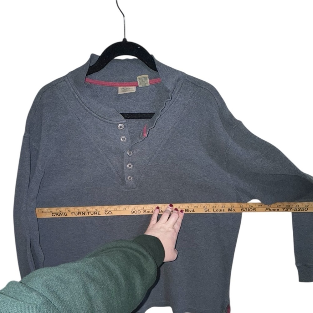L.L. Bean Men’s Gray Henley Long Sleeve Shirt XL - Picture 6 of 9